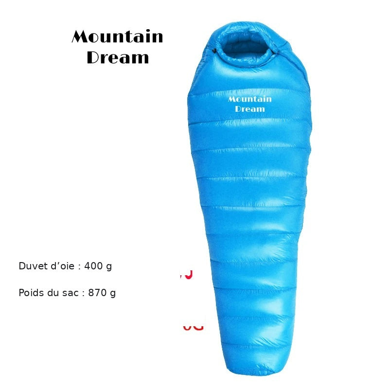 Sac de couchage en duvet d’oie : garnissage 400 g, poids du sac 870 g.
